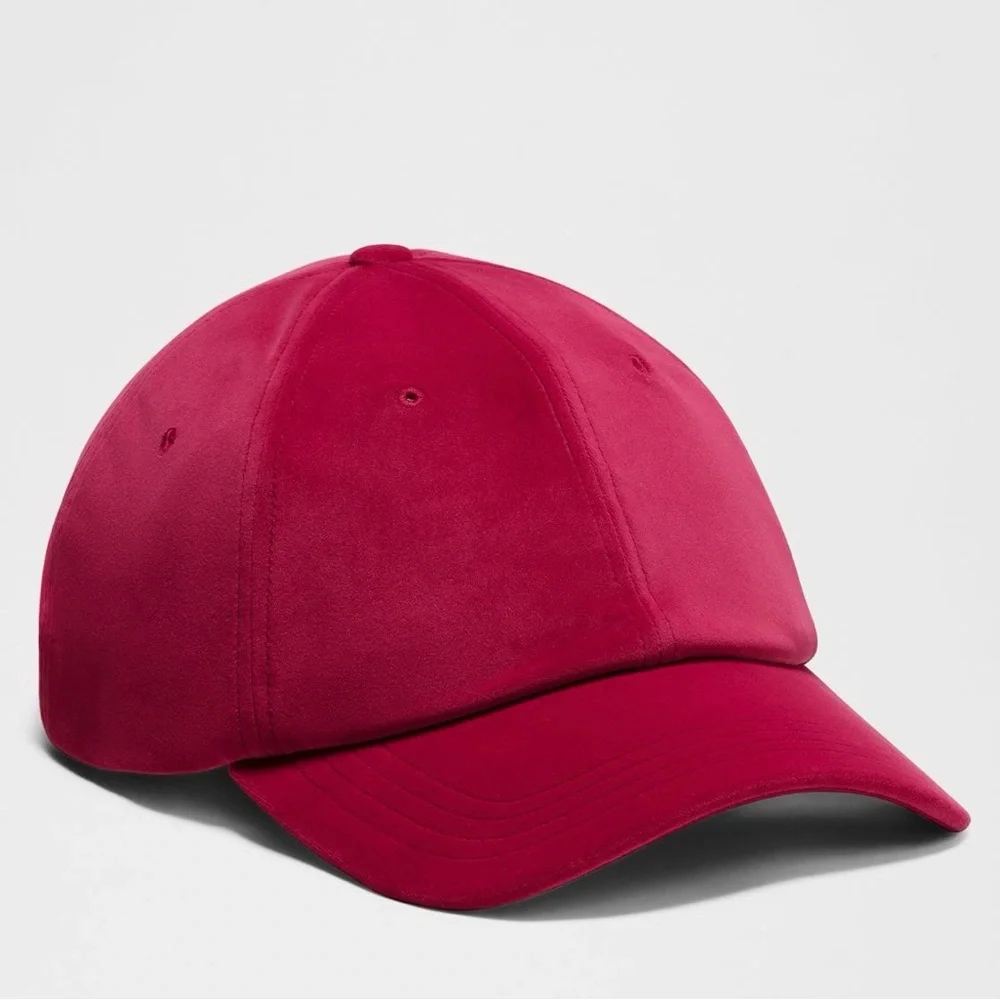 🆕 LULULEMON Classic Ball Cap *Velour NWT Size S/M Berry Rumble